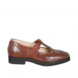 Woman's Mary Jane pumps...