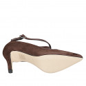 Décolletè a punta da donna in camoscio testa di moro e pelle marrone con cinturino incrociato tacco 7 - Misure disponibili: 32, 33, 34, 35, 42, 43, 44, 45