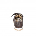 Sneakers para mujer con cordones en piel marron oscuro y piel de pelo estampada, con plantilla extraíble y cuña 2 - Tallas disponibles:  42, 43, 44, 45, 46