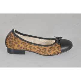 Ballerina da donna con puntale e fiocco in camoscio stampa maculata e pelle nera tacco 2 - Misure disponibili: 33, 34, 42, 43, 44, 45, 46