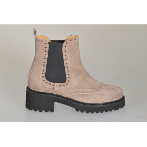 Woman’s beige suede Chelsea ankle boots with wingtip detailing heel 5 - Available sizes:  33, 34, 42, 43, 44, 45, 46