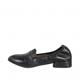 Damen-Loafer aus schwarzem... 2