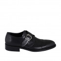Scarpa da uomo con fibbia e puntale con lavorazione brogue in pelle nera - Misure disponibili: 36, 37, 38, 46, 47, 49, 50, 51, 52