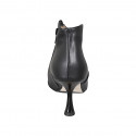 Botines con punta para mujer en piel negra con cremallera y tacón 7 - Tallas disponibles:  32, 42, 43, 44, 45, 46, 47