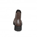 Botines Chelsea de mujer en piel marrón oscuro con elásticos laterales, tacón 5 - Tallas disponibles:  32, 42, 43, 44, 45, 46