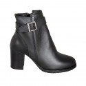 Botines para mujer en piel negra con cremallera y correa con hebilla, tacón 7 - Tallas disponibles:  32, 33, 34, 42, 43, 44, 45