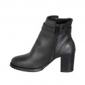 Botines para mujer en piel negra con cremallera y correa con hebilla, tacón 7 - Tallas disponibles:  32, 33, 34, 42, 43, 44, 45