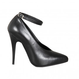 Woman's pointy pumps in black leather with V-cut vamp, ankle strap and heel 11 - Available sizes:  31, 32, 34, 35, 42, 43, 44, 45, 46, 47