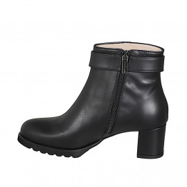 Bottines pour femmes en cuir noir avec fermeture éclair, bride à boucle et talon de 5 - Pointures disponibles:  32, 33, 34, 42, 43, 44, 45 2
