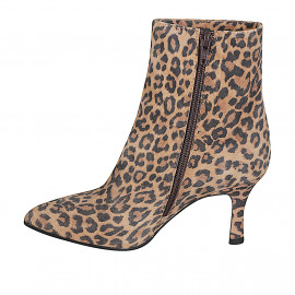 Botines para mujer en gamuza con estampado moteado, punta fina, cremallera y tacón de 7 - Tallas disponibles:  32, 33, 34, 42, 43, 44, 45, 46 2
