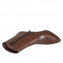 Woman’s pointed-toe brown leather ankle boots with zip fastening and heel 7 - Available sizes:  32, 33, 34, 42