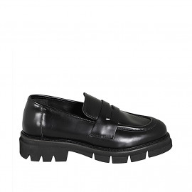 Woman’s black leather loafer with heel 3 - Available sizes:  32, 33, 34, 43, 44, 45, 46