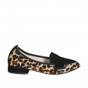 Woman’s pointed-toe suede loafer with black and animal-print detailing heel 2 - Available sizes:  32, 33, 34, 44, 45, 46
