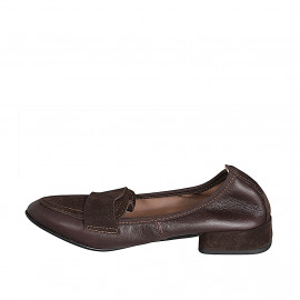 Woman’s pointed-toe loafer in dark brown leather and suede heel 2 - Available sizes:  32, 35, 42, 44 2