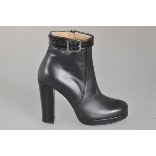 Stivaletto da donna con plateau in pelle nera con cinturino in vernice nera e cerniera tacco 10 - Misure disponibili: 32, 33, 34, 42, 43, 44, 45, 46, 47