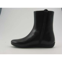 Woman's ankle boot with zipper in black leather wedge heel 1 - Available sizes:  32 2