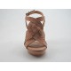 Sandalia con plataforma en piel nabuk de color beis - Tallas disponibles:  42