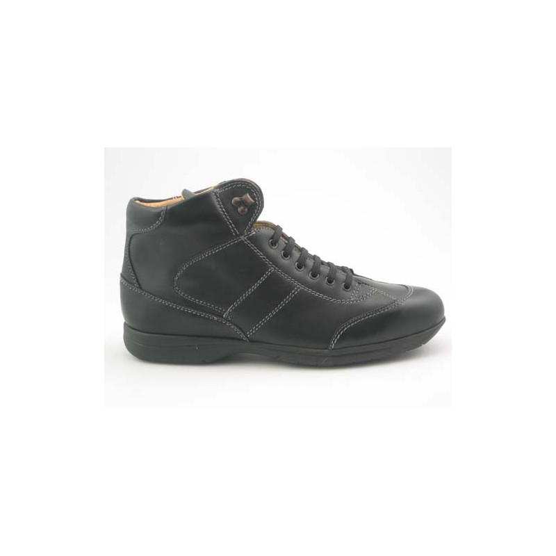 Anklehigh sportshoe for men with laces in black leather - Available sizes:  46