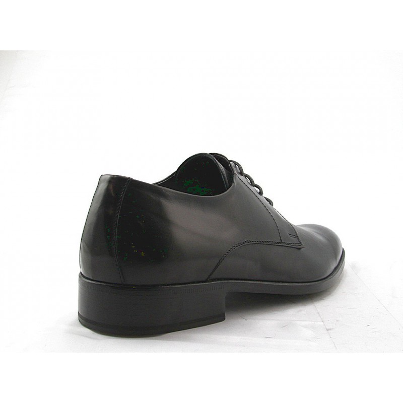 Small or large Shoe with laces in black leather Ghigocalzature