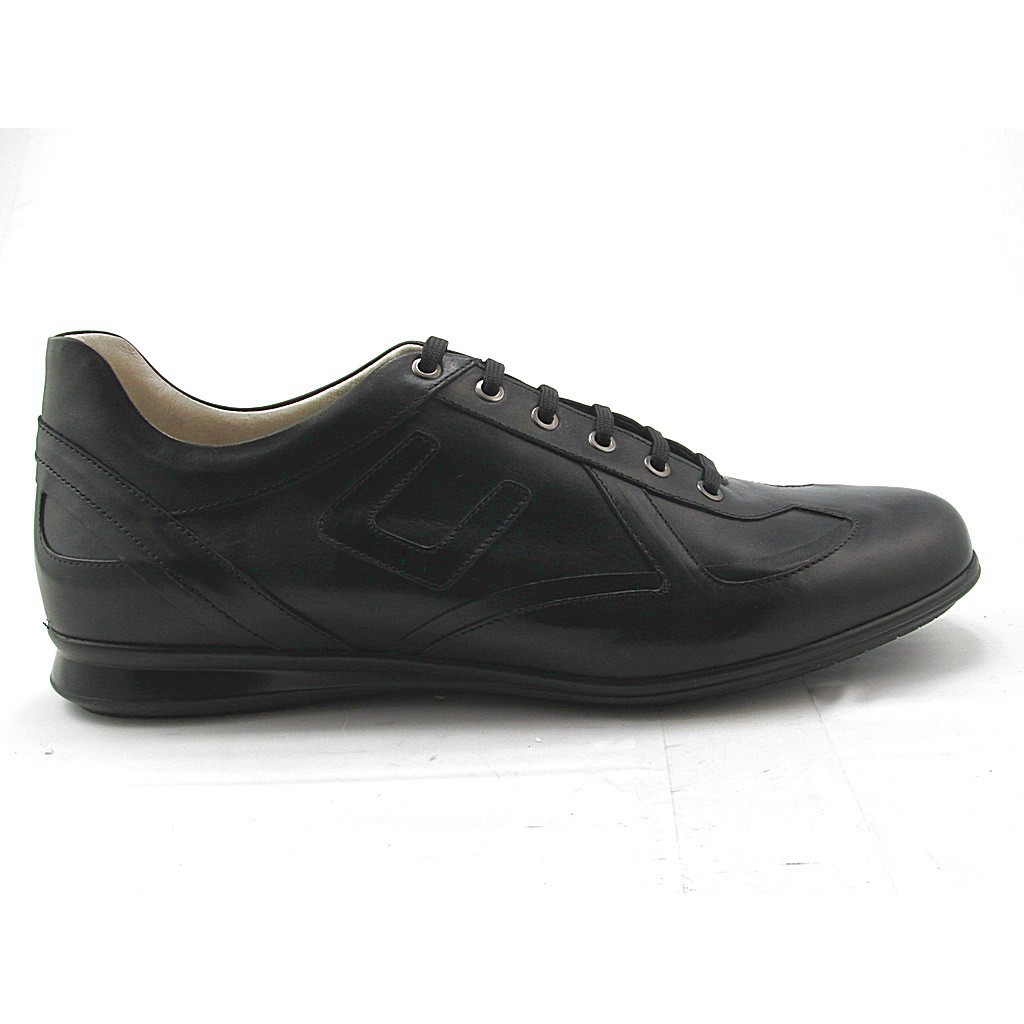 Small or large Lace-up sportshoe in black leather - Ghigocalzature