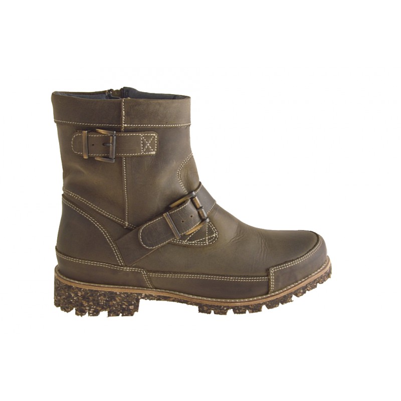 Men's ankle boot with zipper and buckles in earth-colored leather - Available sizes:  38