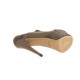 Scarpa chiusa accollata con plateau in camoscio+vernice taupe -  