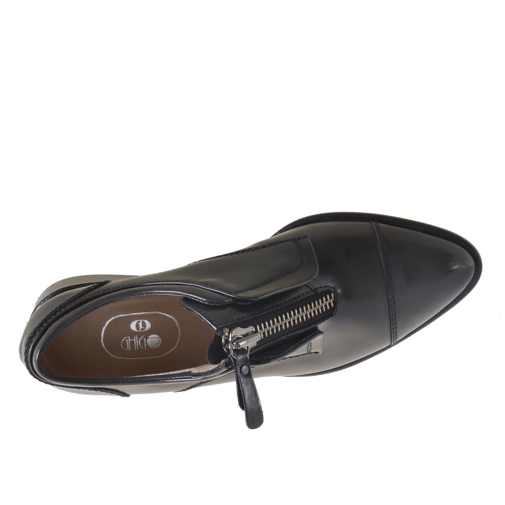 Damenschuh mit Reßverschluss aus grauem Leder Absatz 3