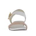 Sandalia para mujer con cinturon en piel blanca, oro y imprimida rosa - Tallas disponibles:  32