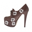 Woman's highfronted laced pump with platform in brown leather with white flowers heel 15 - Available sizes:  31, 42