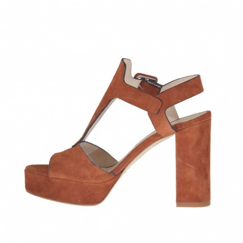 Sandalo da donna con plateau in camoscio color ruggine tacco 9