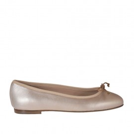 Una gran gama de zapatos para mujer en bailarina pequeñas, tallas 31 32 33  34