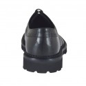 Zapato derby para hombres con cordones y decoraciones a punta de ala en piel negra - Tallas disponibles:  47