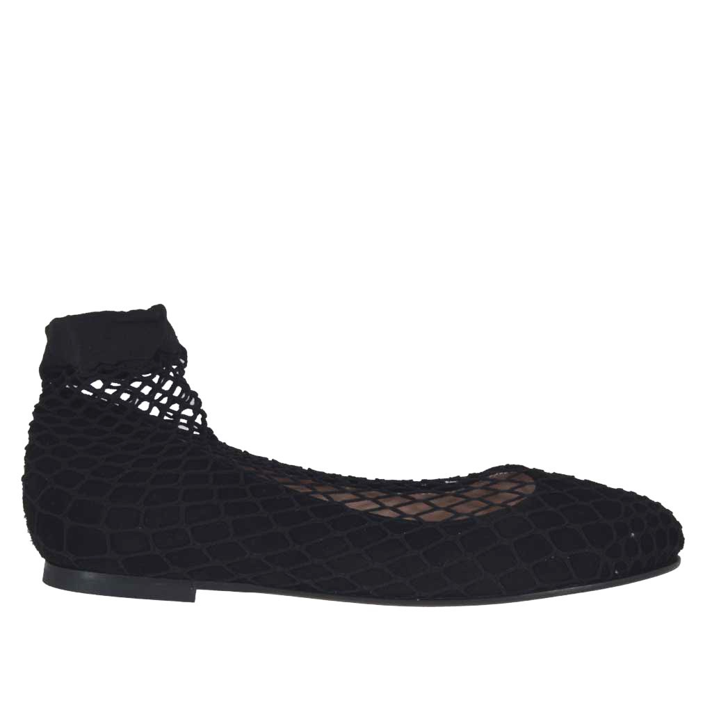 Woman's ballerina shoe with round tip in black suede with net heel 1