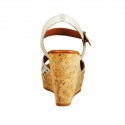 Sandalia para mujer con cinturon en piel perforada plateada perlada con plataforma y cuña 9 - Tallas disponibles:  42, 43
