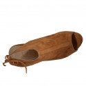Sandalo da donna con lacci e plateau in camoscio color cuoio tacco 10 - Misure disponibili: 42