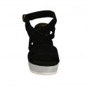 Sandale pour femmes en daim noir et tissu lamé argent avec plateforme et talon compensé 8 - Pointures disponibles:  32