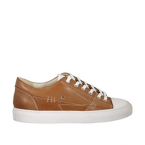 Men's sports shoe with laces in white leather and tan brown pierced leather - Available sizes:  37, 47