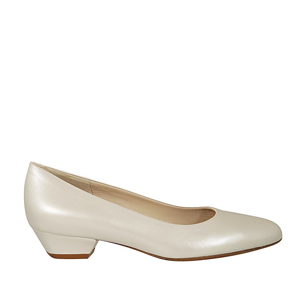 ivory leather pumps