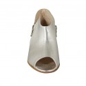 Zapato abierto para mujer con cremalleras en piel laminada plateada tacon 1 - Tallas disponibles:  42