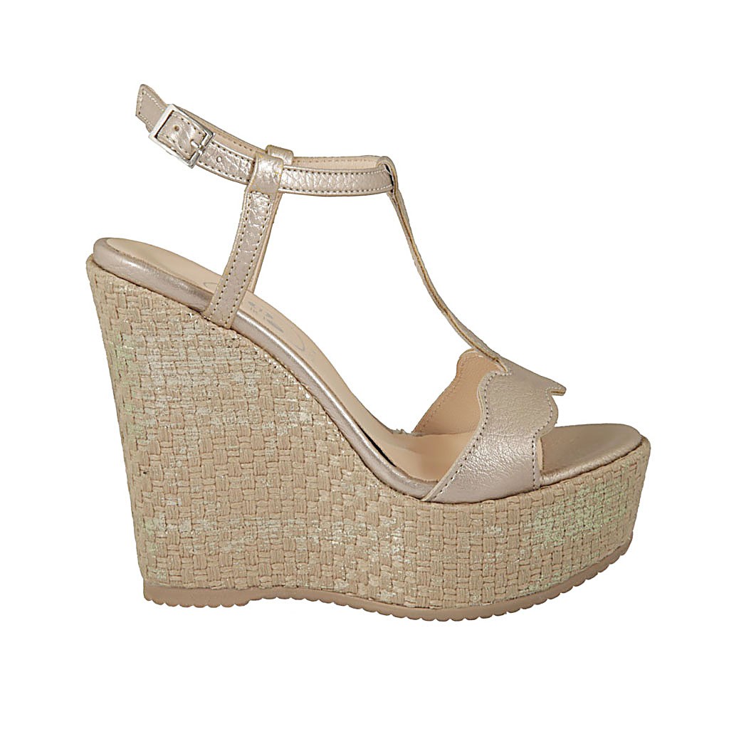 champagne colored flip flops