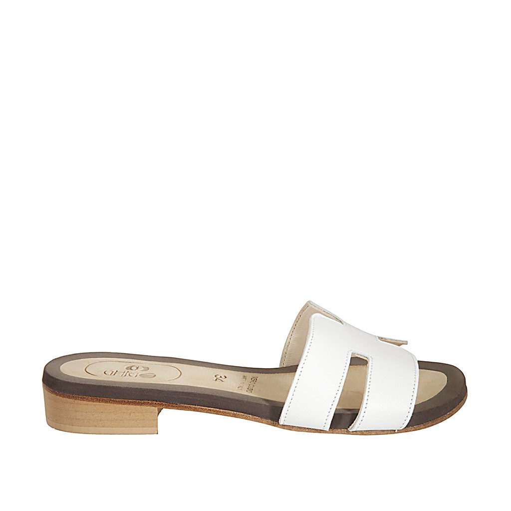 Woman's mules in white leather heel 2