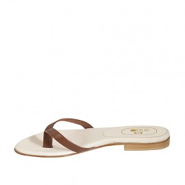 Chanclas de dedo para mujer en piel cognac tacon 1 - Tallas disponibles:  42 2