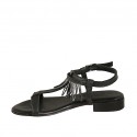 Sandale entredoigt avec courroie pour femmes en cuir noir avec franges gris acier talon 2 - Pointures disponibles:  33, 43