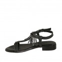 Sandale entredoigt avec courroie pour femmes en cuir noir avec franges gris acier talon 2 - Pointures disponibles:  33