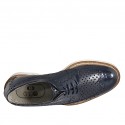 Chaussure derby pour femmes à lacets en cuir verni et cuir perforé bleu talon 3 - Pointures disponibles:  45
