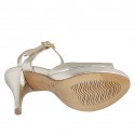 Sandale pour femmes avec courroie et plateforme en cuir lamé platine talon 9 - Pointures disponibles:  42
