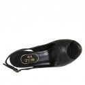 Sandalo da donna con plateau in pelle nera tacco 9 - Misure disponibili: 32, 33, 34, 42, 43, 44, 45, 46