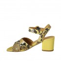 Sandale pour femmes avec courroie en cuir imprimé noir et jaune talon 5 - Pointures disponibles:  43
