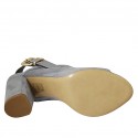 Sandalo da donna con fibbia in camoscio avio tacco 8 - Misure disponibili: 33, 42