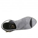 Sandale pour femmes avec boucle en daim bleu gris talon 8 - Pointures disponibles:  42